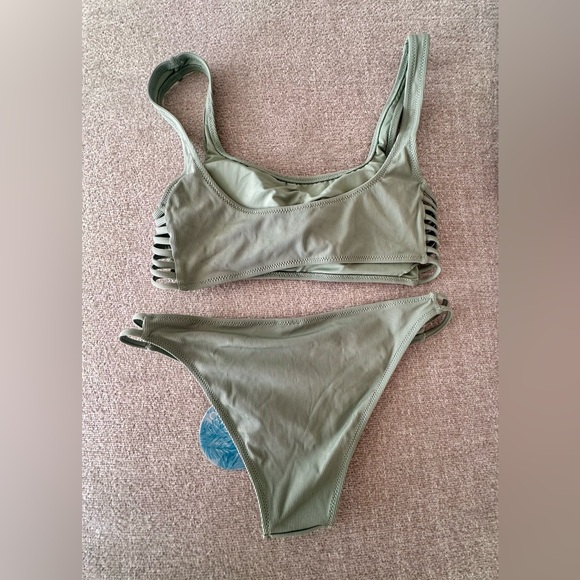 Brand New Caribbean Joy Olive Bikini Set - size M - Picture 2 of 4